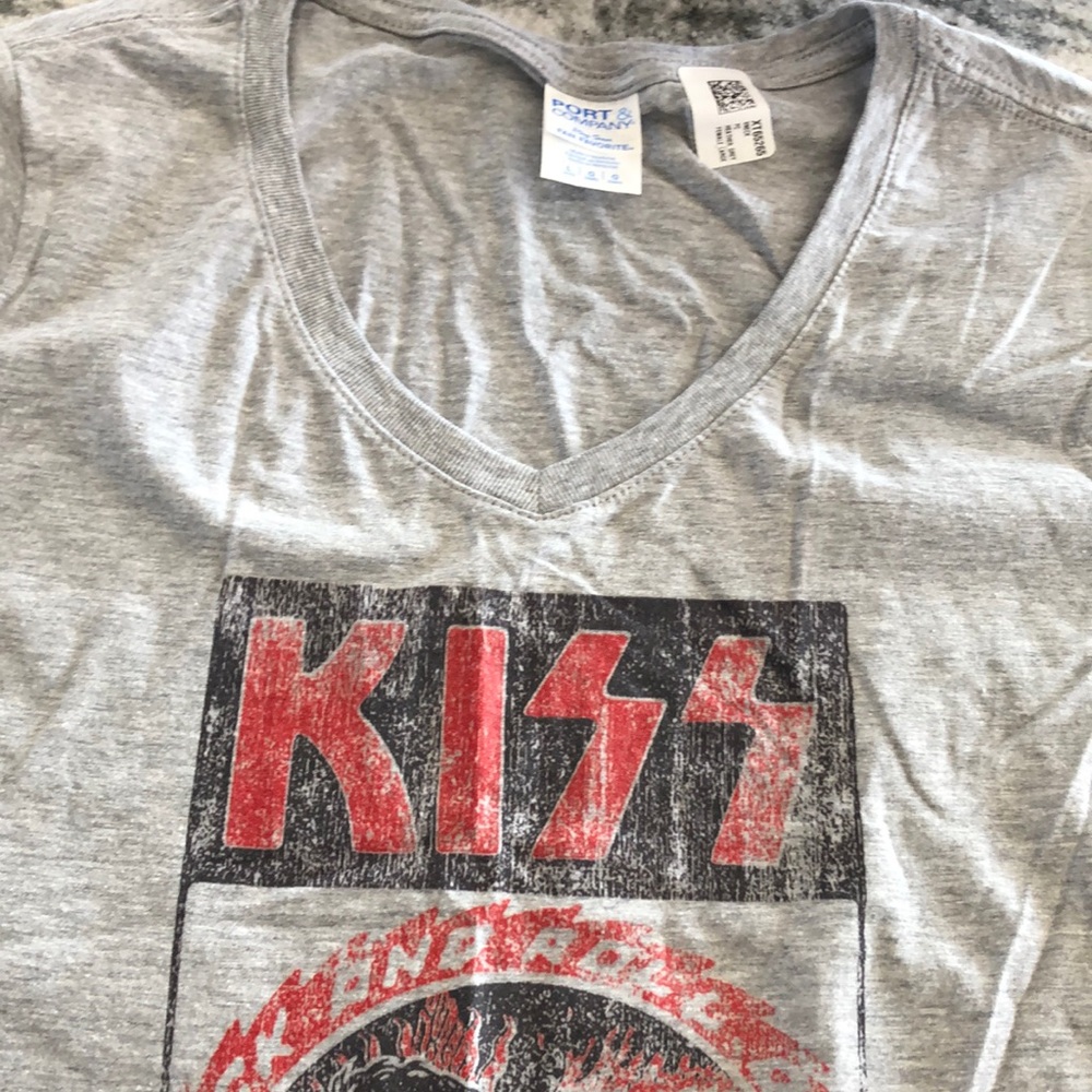 Never worn concert tee shirt.